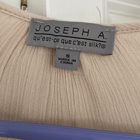 Joseph A Blouse - Picture 4 of 10